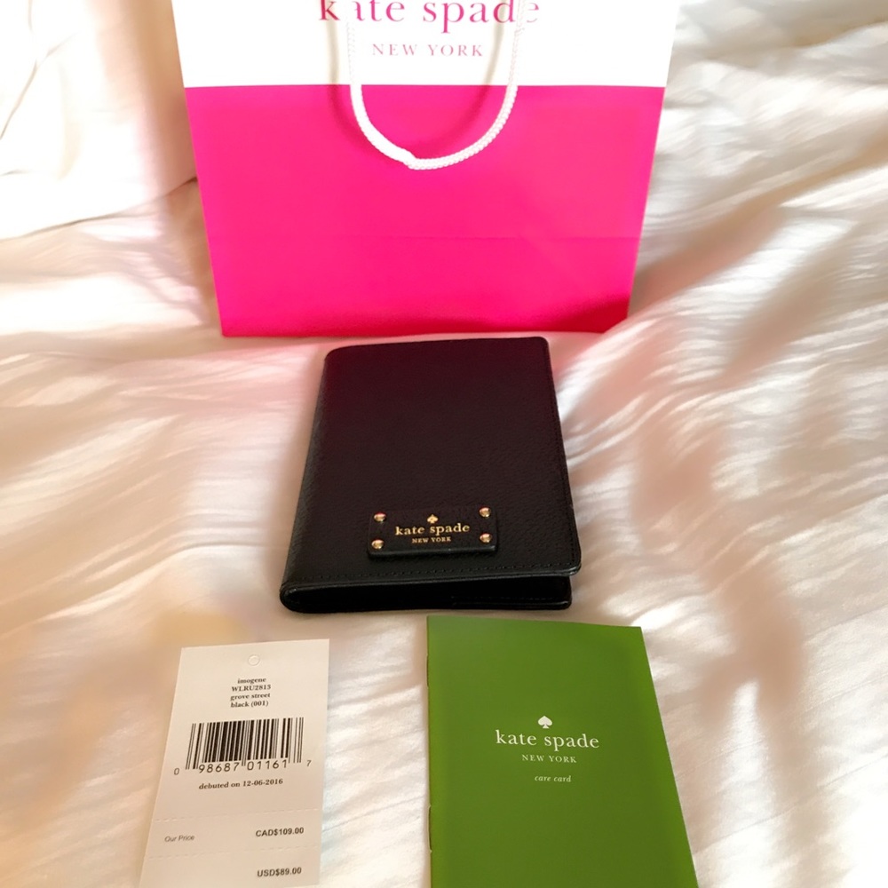 Kate Spade Passport Holder in Black and Gold